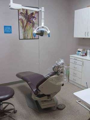 Simply Dental | 341 Geneva Rd, Carol Stream, IL 60188, USA | Phone: (630) 588-0003