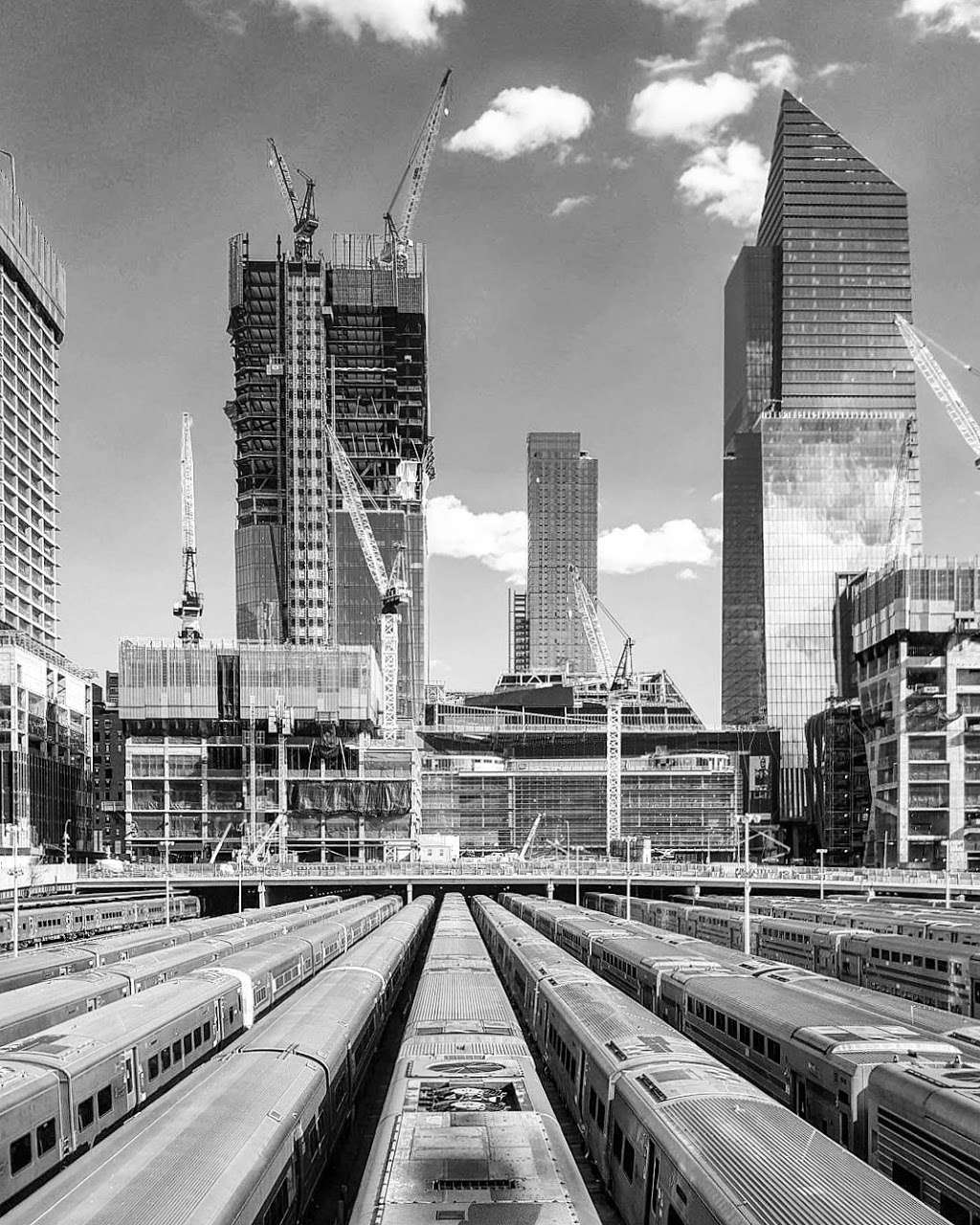 High Line Over Hudson Yards | 7077 High Line, New York, NY 10001, USA