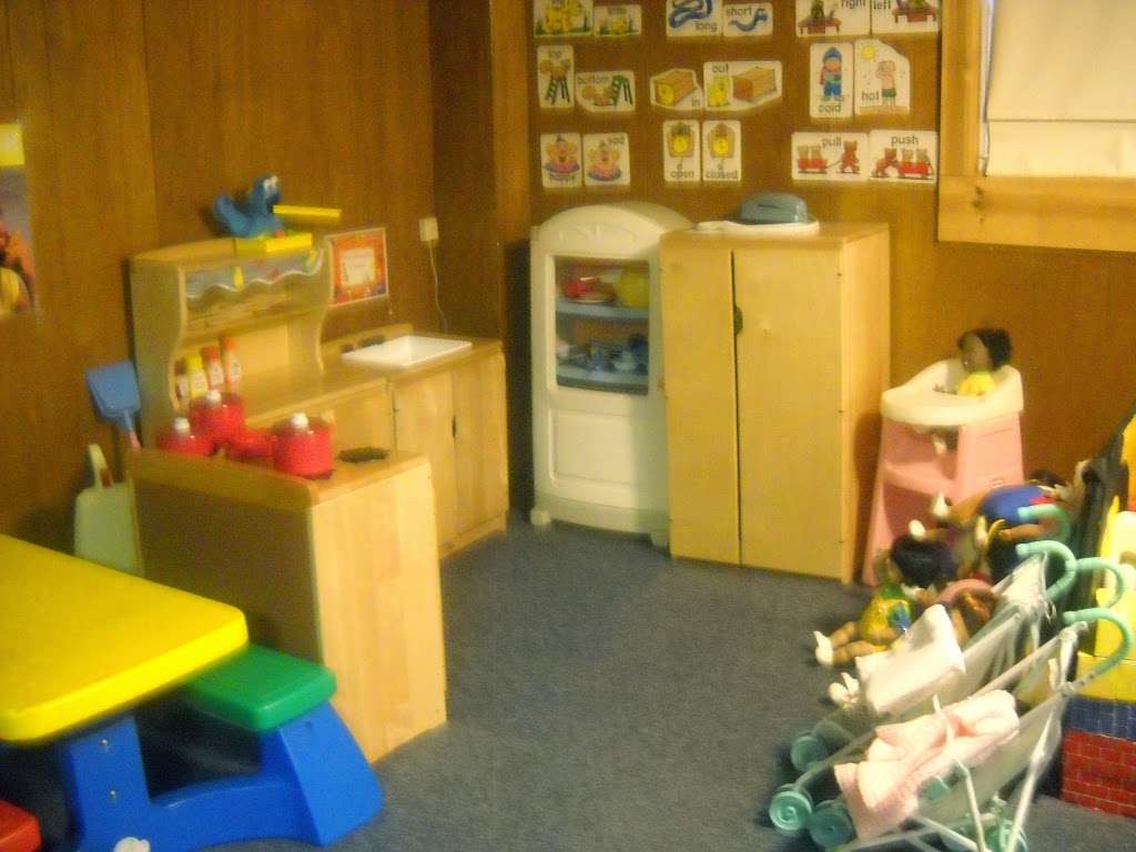 Kids Kastle Family Day Care/Preschool | 1 Rochelle Rd, Norwalk, CT 06854, USA | Phone: (203) 838-1696