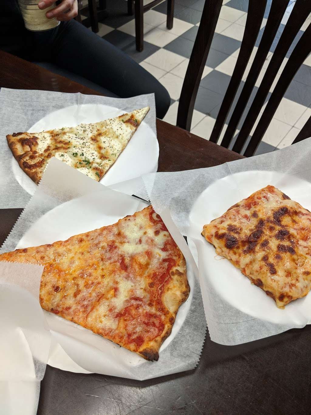 Tommys Pizza | 915 Cross Bay Blvd, Broad Channel, NY 11693 | Phone: (718) 945-6054