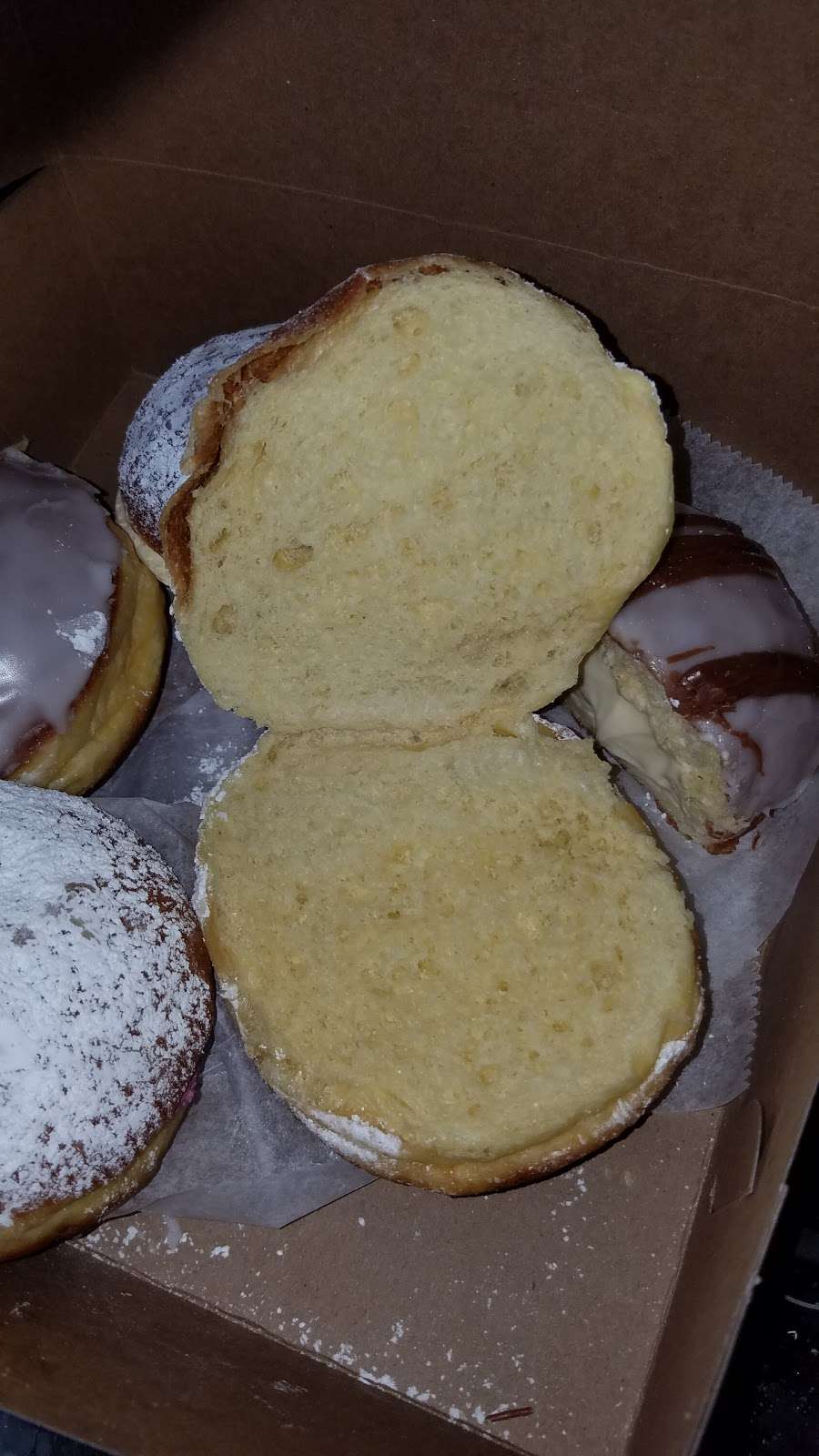 Village Bakery | 27 Grand Ave, Fox Lake, IL 60020, USA | Phone: (847) 587-8100