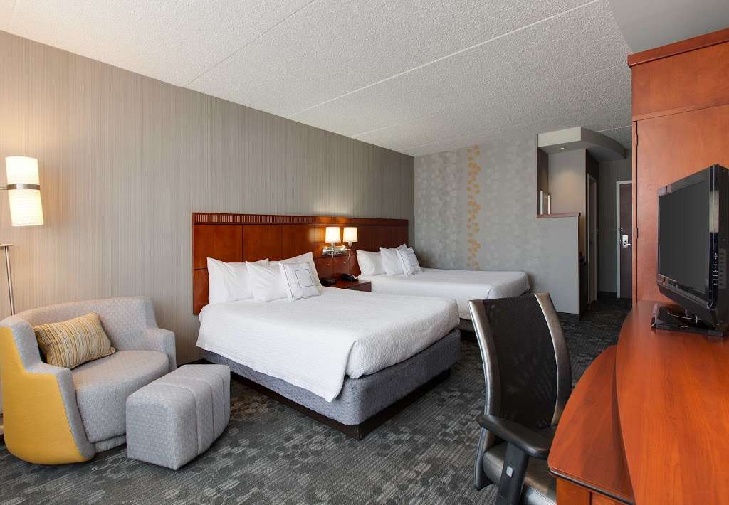 Courtyard by Marriott Philadelphia Great Valley/Malvern | 280 Old Morehall Rd, Malvern, PA 19355, USA | Phone: (610) 993-2600