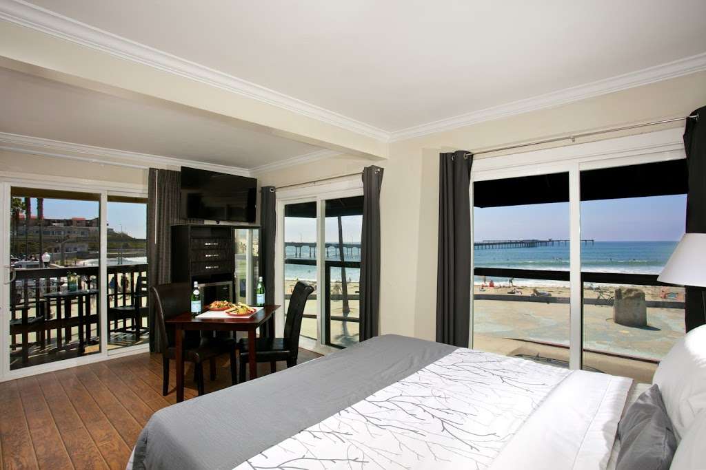 Ocean Beach Hotel | 5080 Newport Ave, San Diego, CA 92107, USA | Phone: (619) 223-7191