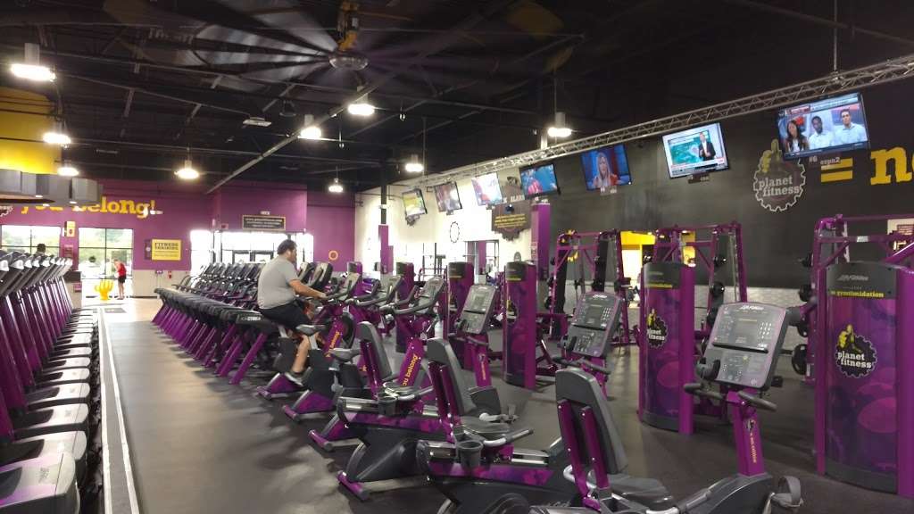 Planet Fitness | 4366 S Scatterfield Rd, Anderson, IN 46013, USA | Phone: (765) 642-4000