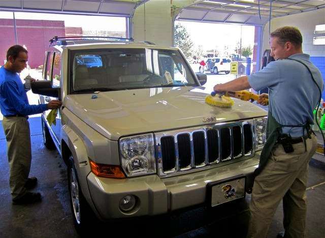 Belfontes Carwash | 15070 W 135th St, Olathe, KS 66062, USA | Phone: (913) 764-7677