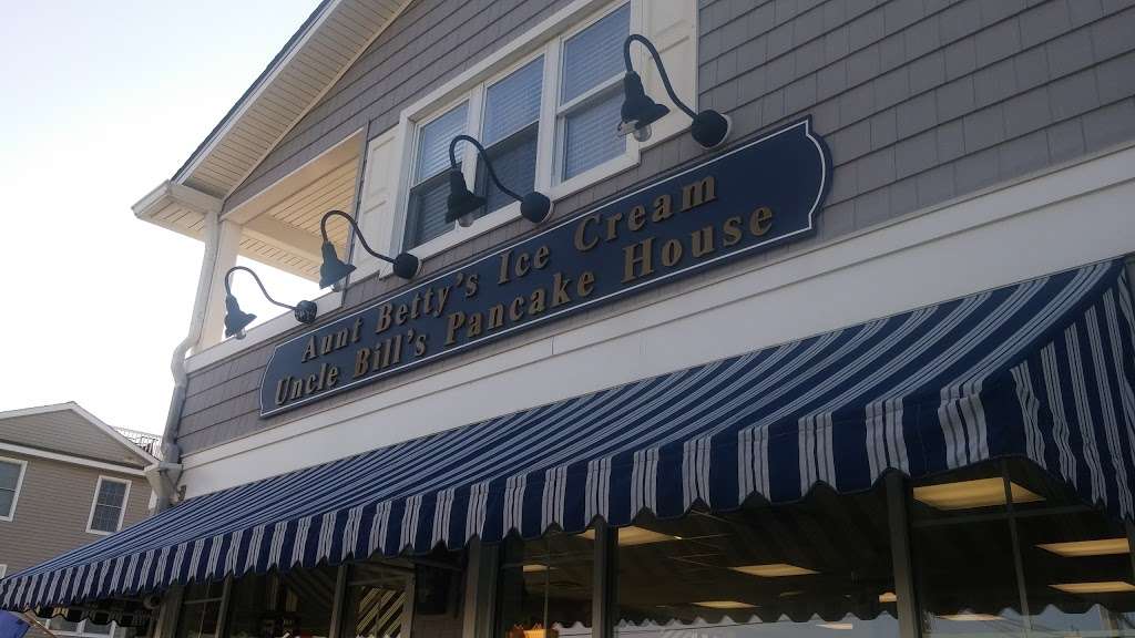 Uncle Bills Pancake House | 4001 West Ave, Ocean City, NJ 08226, USA | Phone: (609) 398-6003
