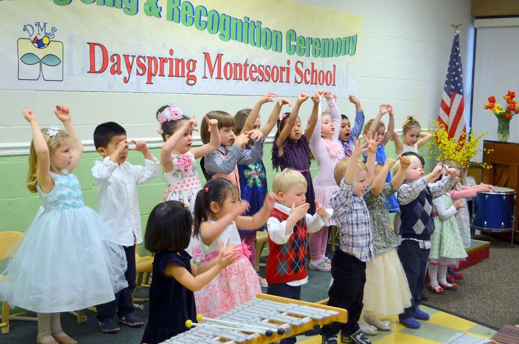 Dayspring Montessori School | 950 Northbrook Ave, Northbrook, IL 60062, USA | Phone: (847) 714-9002