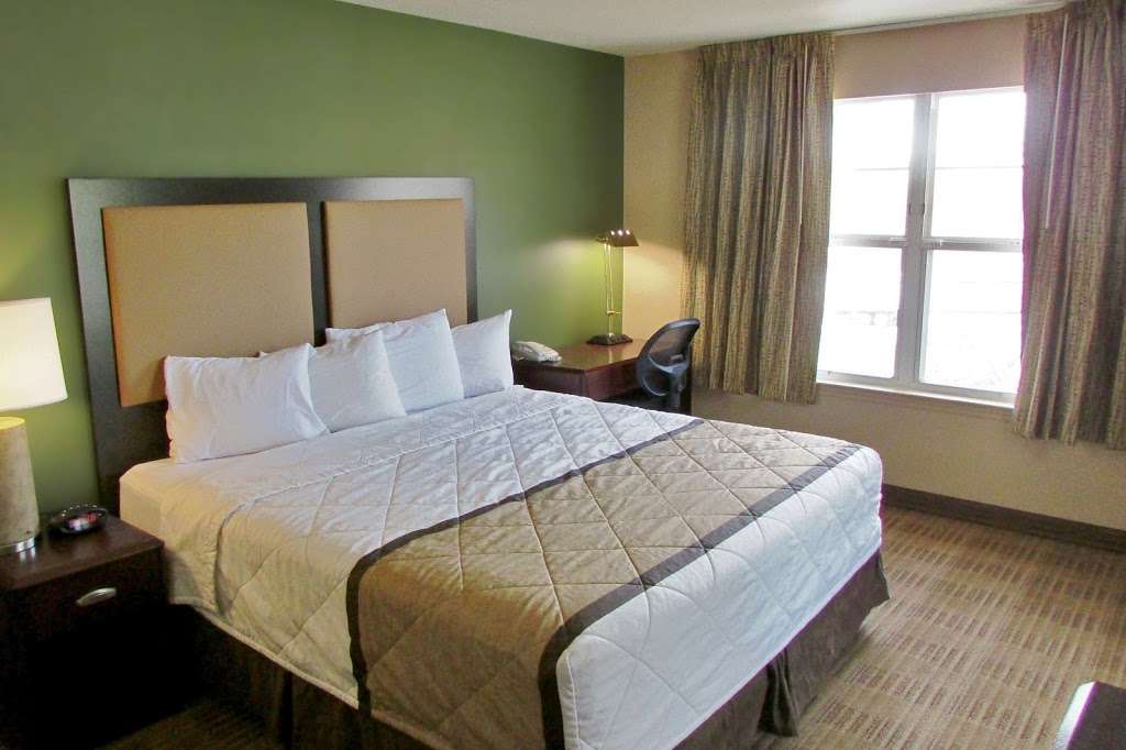 Extended Stay America Hotel Orlando - Southpark - Commodity Circ | 8687 Commodity Cir, Orlando, FL 32819, USA | Phone: (407) 248-8010