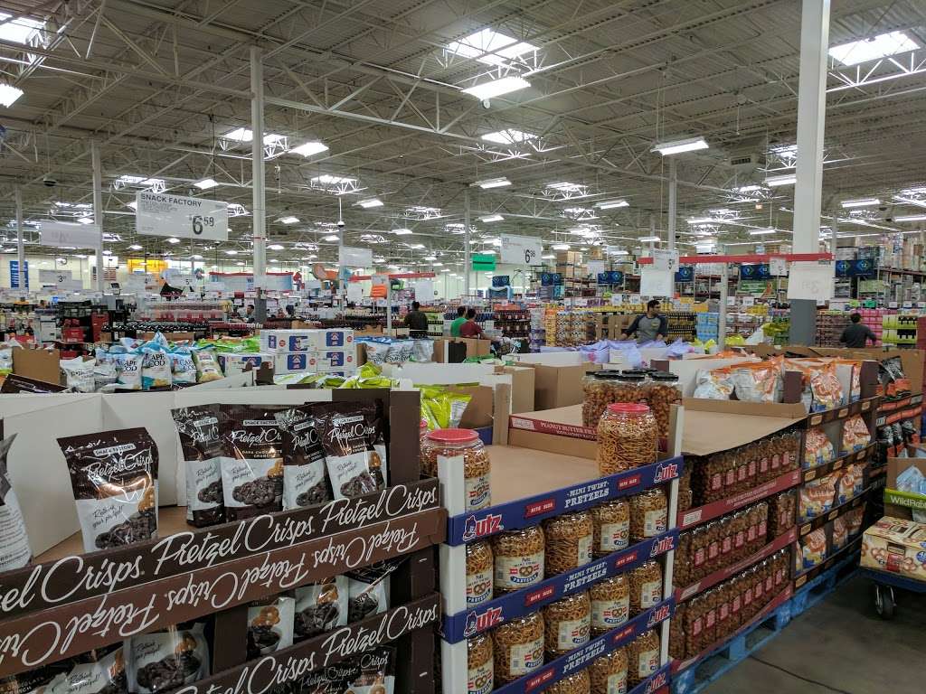 Sams Club | 300 Park Plaza Dr, Secaucus, NJ 07094, USA | Phone: (201) 974-0702