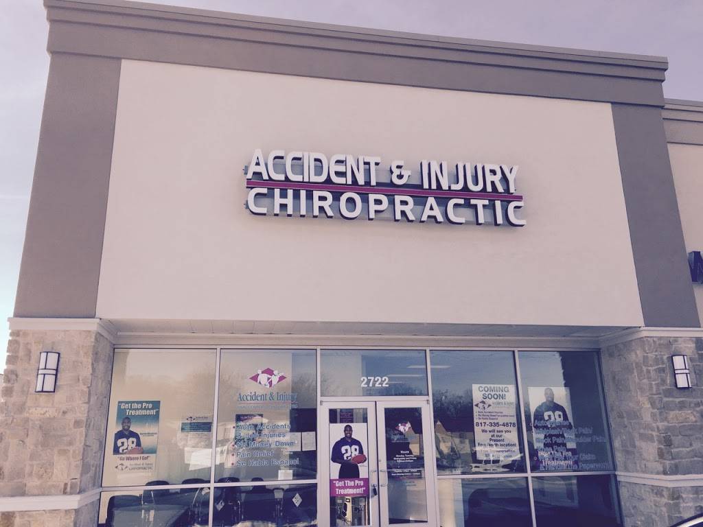 Accident & Injury Chiropractic Fort Worth | 2722 E Berry St, Fort Worth, TX 76105, USA | Phone: (817) 335-4878