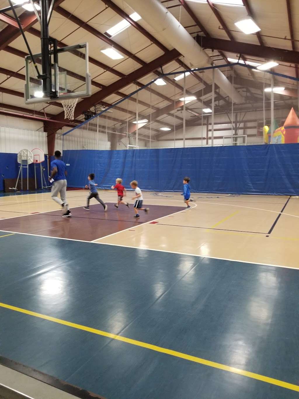 Walker Recreation Center | 7425 S Wolf Rd, Burr Ridge, IL 60527, USA | Phone: (630) 662-6220