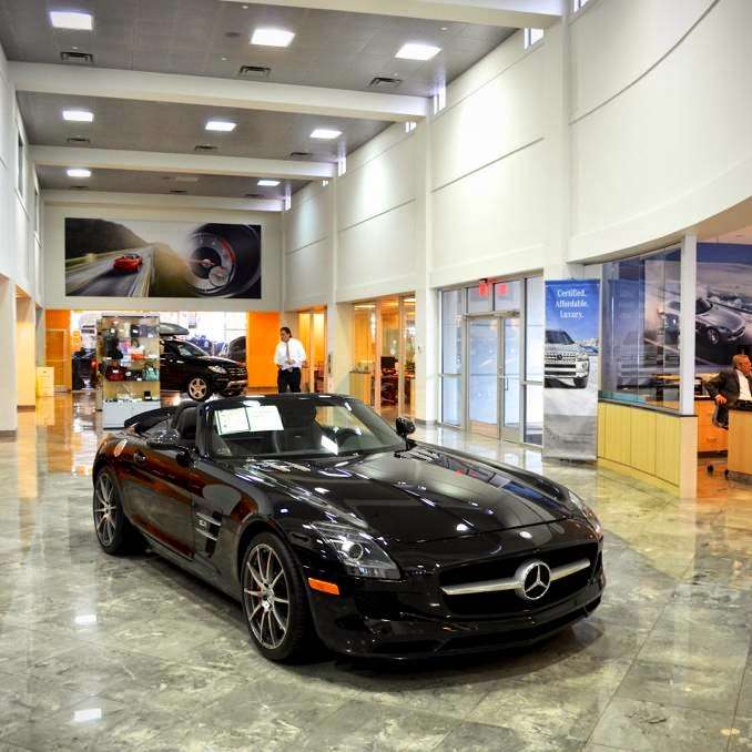 Mercedes-Benz of Houston Greenway | 3900 Southwest Fwy, Houston, TX 77027, USA | Phone: (713) 489-2111