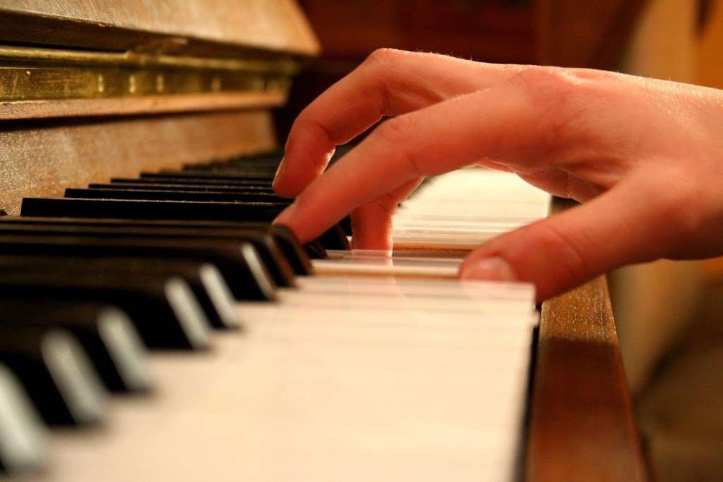 Constance Kenney Piano Lessons | 10115 E Bell Rd, Scottsdale, AZ 85260, USA | Phone: (480) 695-8893