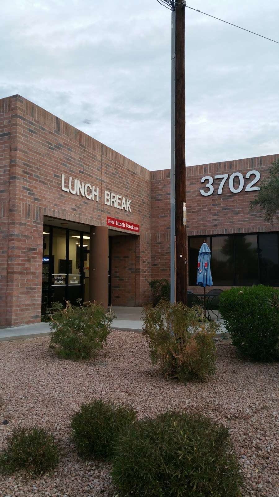 Lunch Break | 3702 E Roeser Rd, Phoenix, AZ 85040, USA | Phone: (602) 437-1090