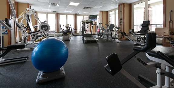 Village at Victory Lakes | 1075 E Victory Dr., Lindenhurst, IL 60046, USA | Phone: (847) 356-5900