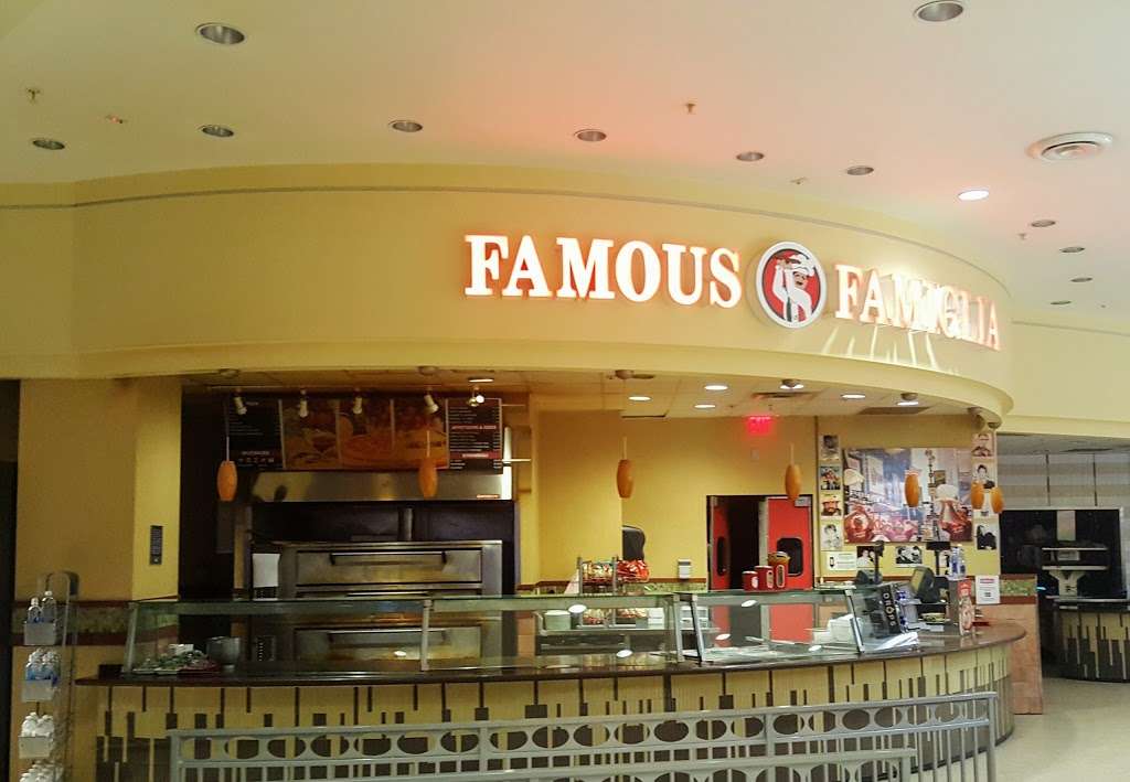 Famous Famiglia | Orlando International Airport, 1 Jeff Fuqua Blvd, Orlando, FL 32827, USA