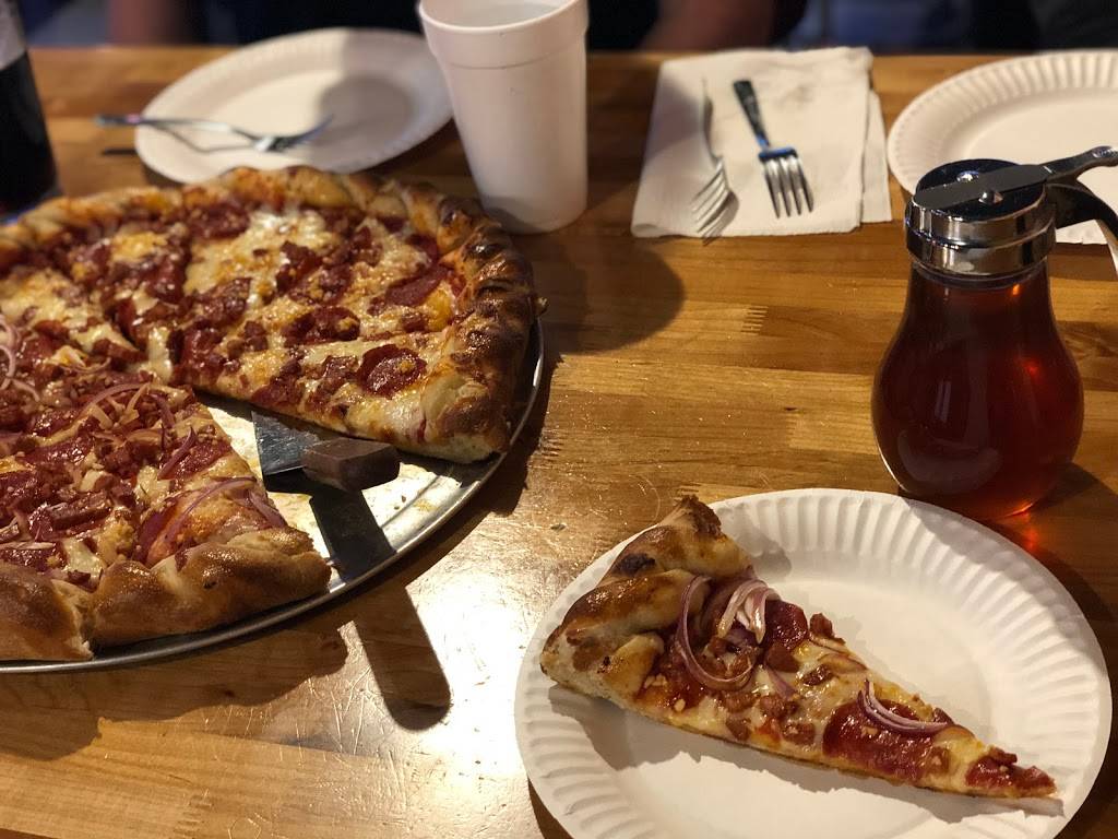 The Blind Onion Pizza & Pub | 3605 Kings Row, Reno, NV 89503, USA | Phone: (775) 747-7744