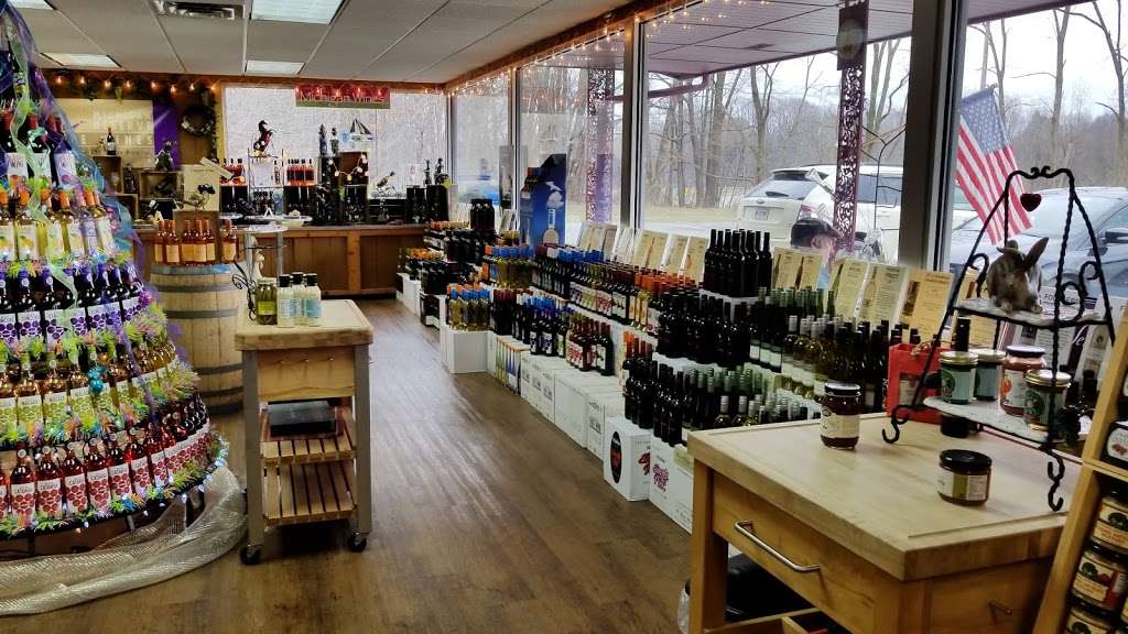 St. Julian Winery - Union Pier Tasting Room | 9145 Union Pier Rd, Union Pier, MI 49129, USA | Phone: (269) 469-3150