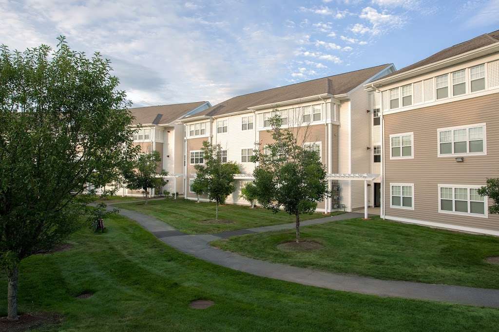 Chestnut Farm Apartments | 100 Chestnut Farm Way, Raynham, MA 02767 | Phone: (508) 822-5959