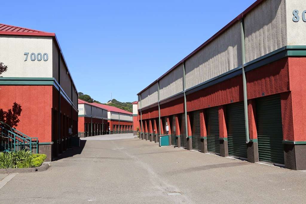 H & H Storage | 2167 Francisco Blvd E, San Rafael, CA 94901, USA | Phone: (415) 453-1144