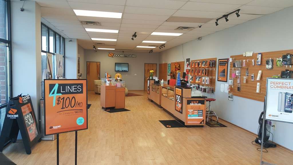 Boost Mobile | 7301 W 10th St Ste. A, Indianapolis, IN 46214 | Phone: (317) 209-9901