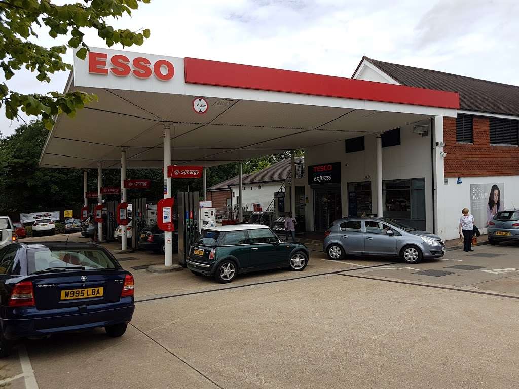 Tesco Esso Express | Lewes Rd, Forest Row RH18 5EP, UK | Phone: 0345 674 6498