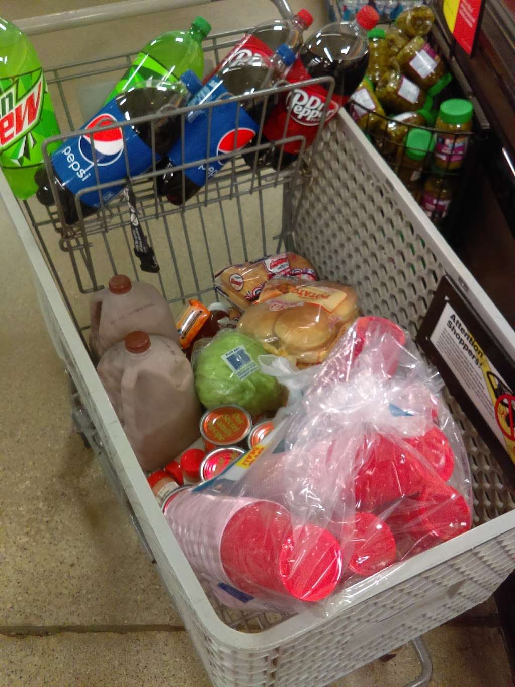 Kroger | 4445 E 10th St, Indianapolis, IN 46201, USA | Phone: (317) 359-1166