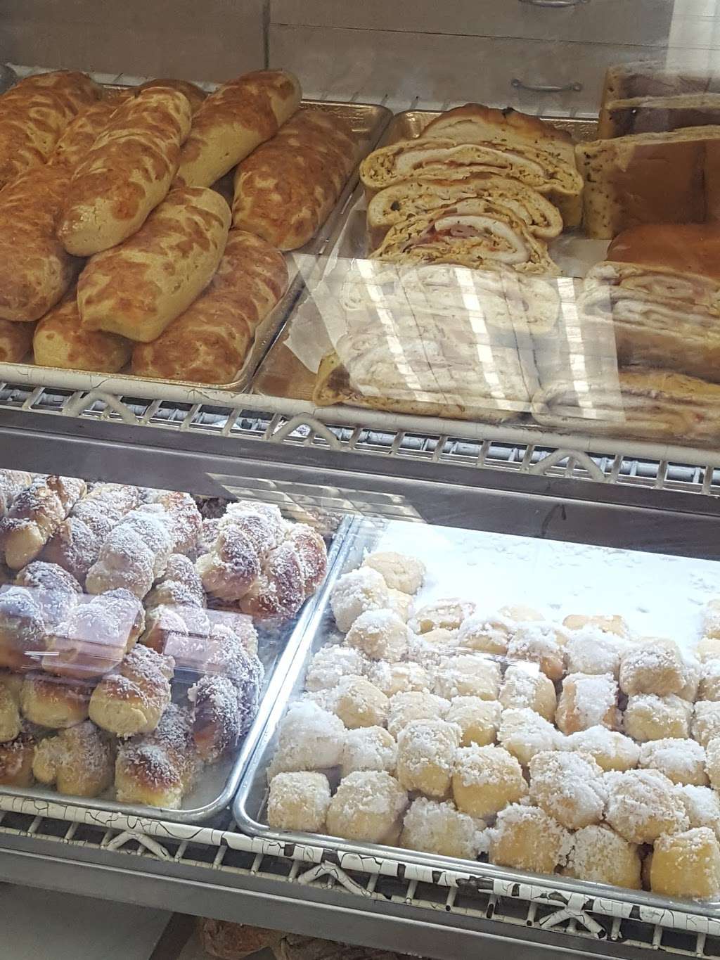 Pao Da Vida Bakery | 331 Oliver St, Newark, NJ 07105, USA | Phone: (973) 810-3594