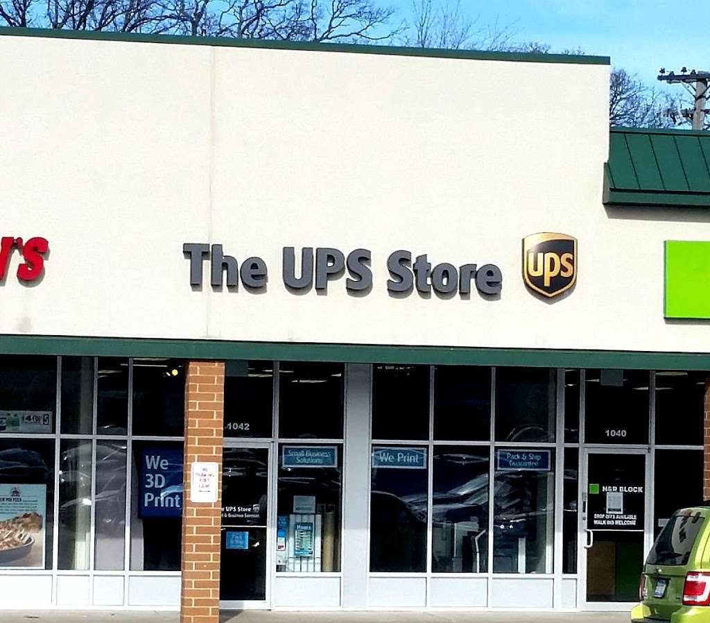 The UPS Store | 1042 Maple Ave, Lisle, IL 60532, USA | Phone: (630) 493-0765