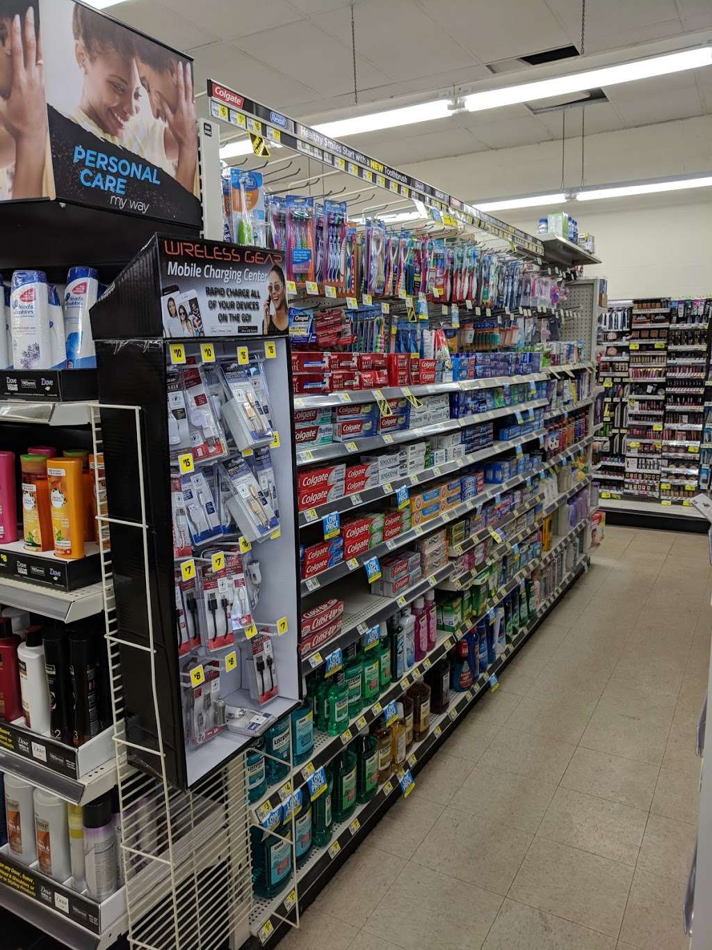 Dollar General | 308 Town Center Blvd, Easton, PA 18040 | Phone: (610) 258-7360