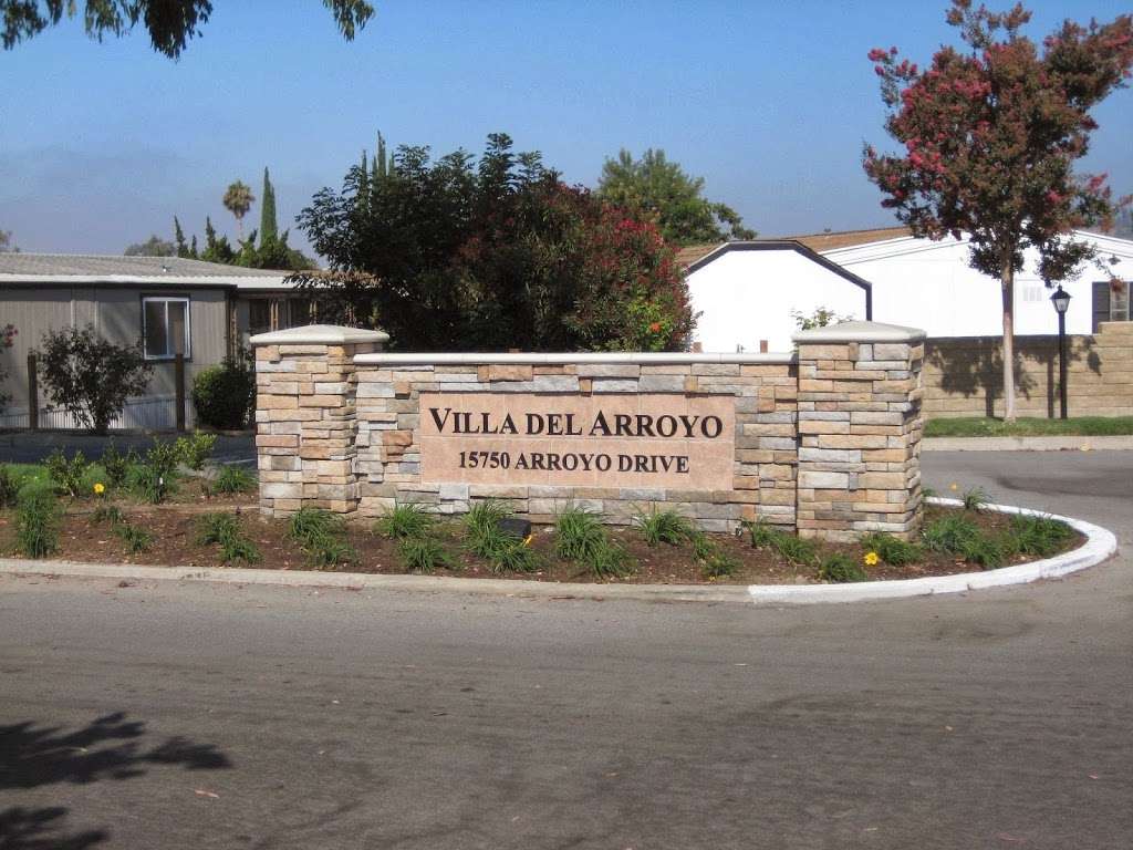 Villa Del Arroyo | 93065, 15750 Arroyo Dr, Moorpark, CA 93021, USA | Phone: (805) 523-7444