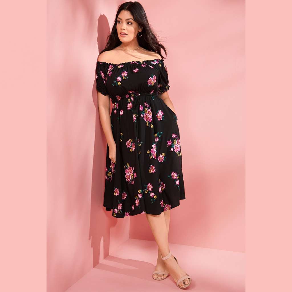 Torrid | 745 N Alafaya Trl Spc H02, Orlando, FL 32828, USA | Phone: (407) 282-4289