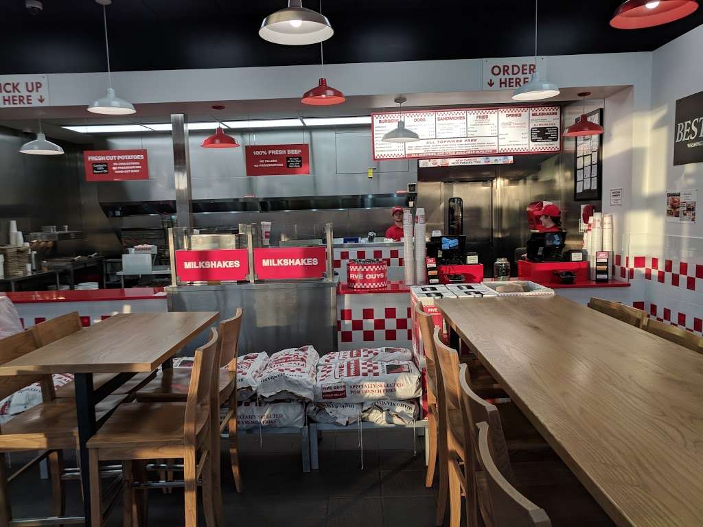 Five Guys | 2401 E Lincoln Hwy, New Lenox, IL 60451, USA | Phone: (815) 463-0315