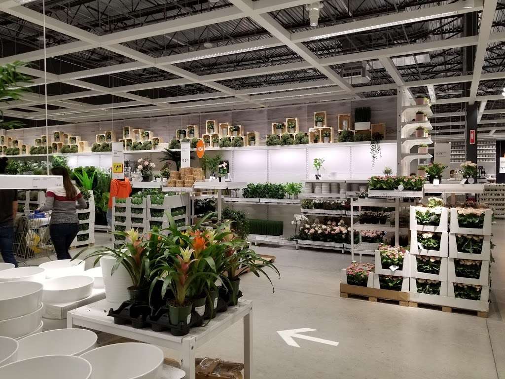 IKEA | 1000 IKEA-RBFCU Pkwy, Live Oak, TX 78233, USA | Phone: (888) 888-4532