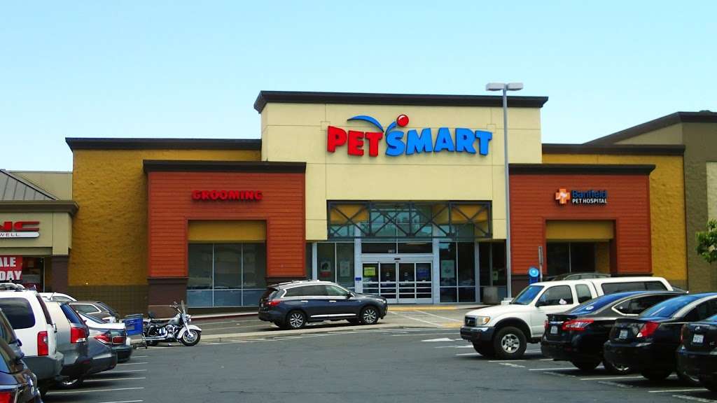 PetSmart | 1380 Fitzgerald Dr, Pinole, CA 94564, USA | Phone: (510) 964-3564