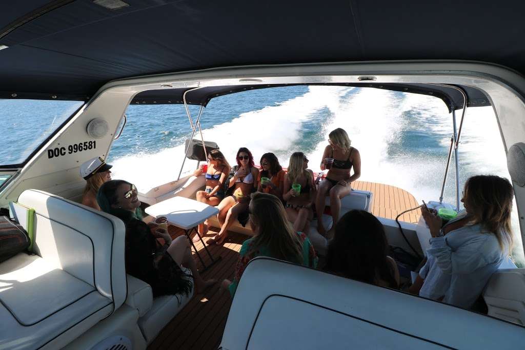 Mai Tai Yacht Charters San Diego | 1880 Harbor Island Dr, San Diego, CA 92101, USA | Phone: (888) 624-8247