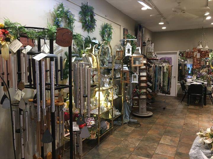 Armstrong Flowers | 726 E Cook Rd, Fort Wayne, IN 46825, USA | Phone: (260) 489-3534