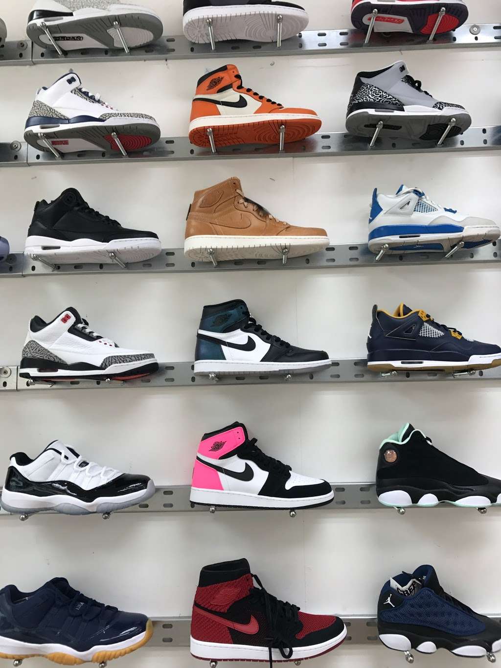 Crep Select | 29, Molesworth St, London SE13 7EP, UK | Phone: 07538 175946