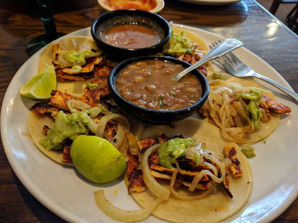 Ixtapa Mexican Cuisine | 7103 NW Barry Rd, Kansas City, MO 64153 | Phone: (816) 746-4848