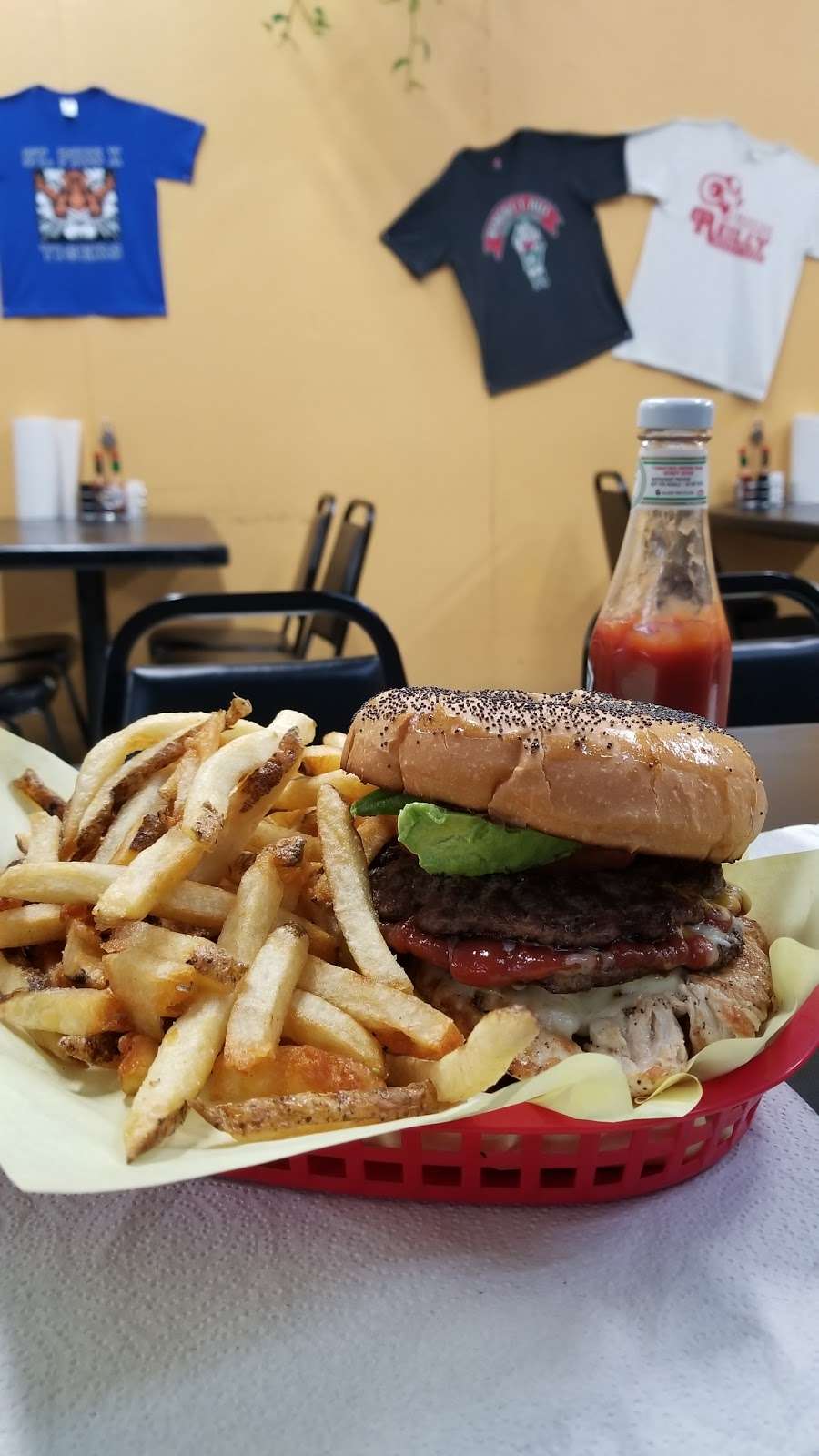 Flaming Burger | 11255 Garland Rd, Dallas, TX 75218, USA | Phone: (214) 321-3734