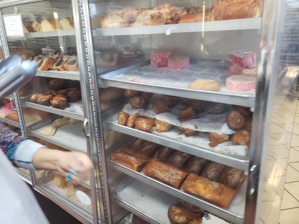 Panamericana Bakery | 11540 Hawthorne Blvd suite d, Hawthorne, CA 90250, USA | Phone: (310) 675-7005