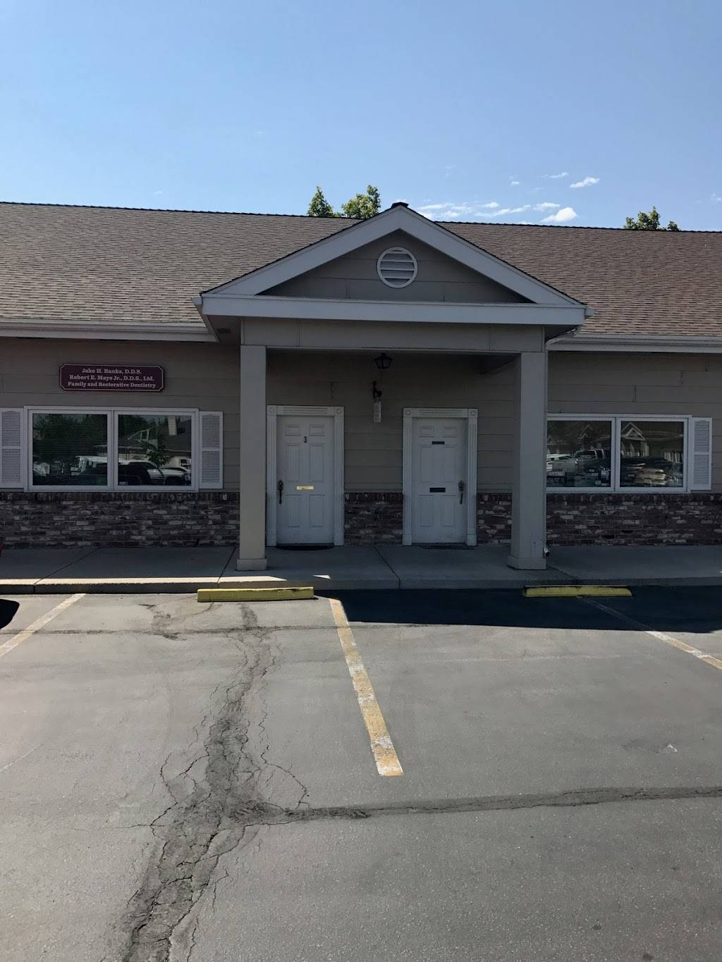 Jake H. Banks DDS | 2261 Pyramid Way #3, Sparks, NV 89431, USA | Phone: (775) 358-0147