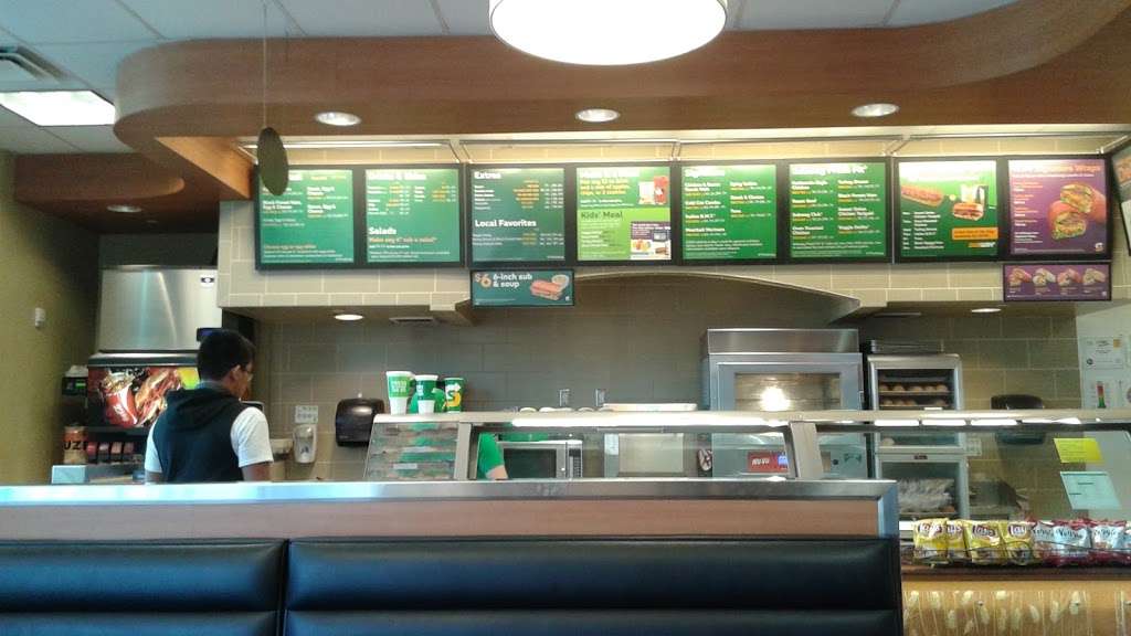 Subway | 2326 Proctor Valley Rd, Chula Vista, CA 91914, USA | Phone: (619) 623-3452
