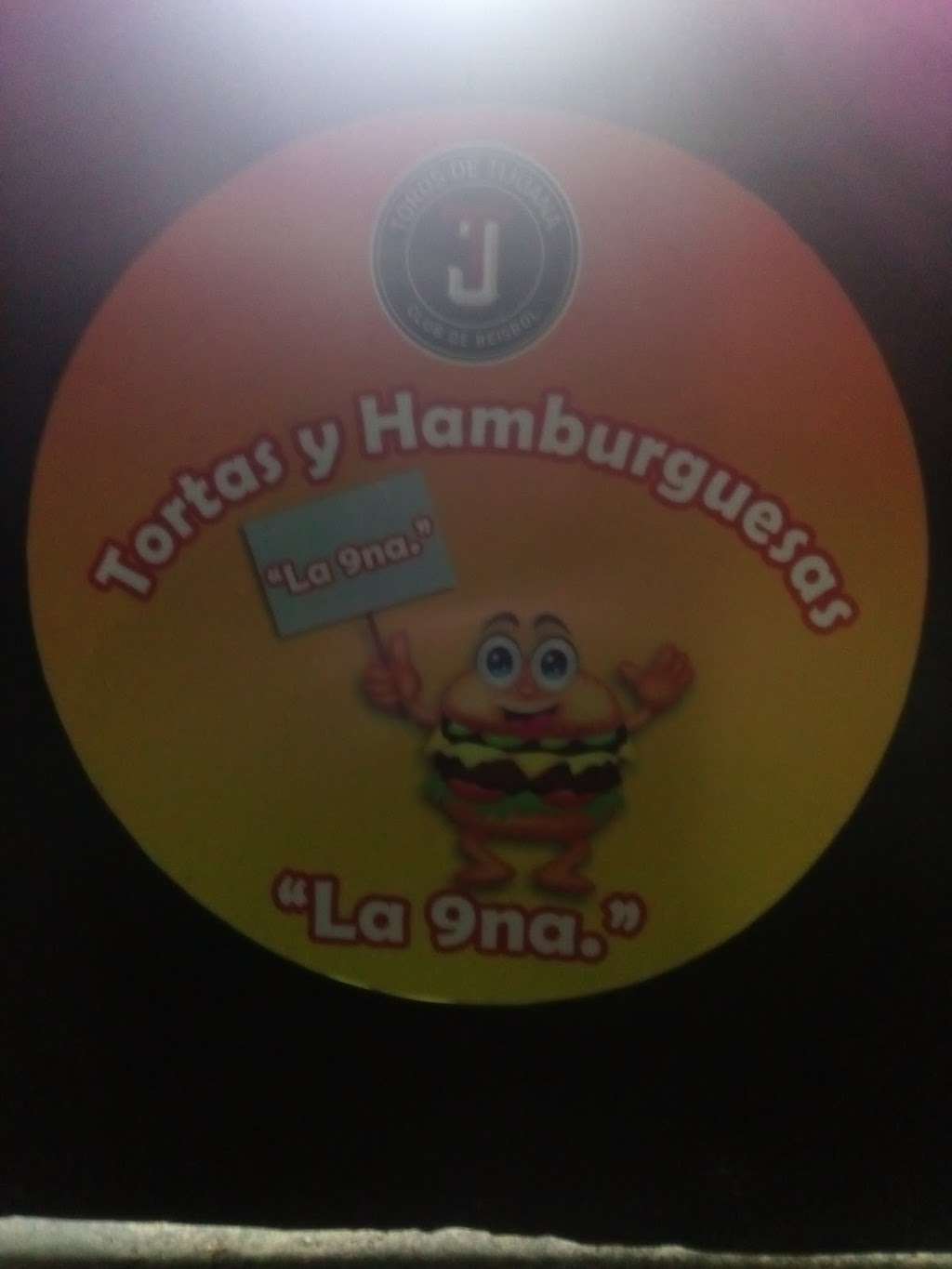 Tortas hamburguesas La 9na | Durango 40, Azteca, 22224 Tijuana, B.C., Mexico | Phone: 664 610 1051