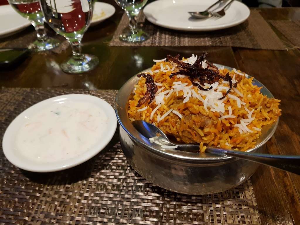 Mausam Indian Curry N Bites | 76 Market St, Clifton, NJ 07012 | Phone: (973) 472-3663