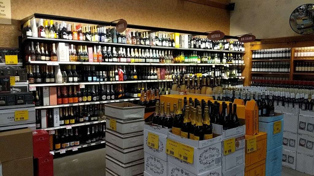 Wegmans Wine & Spirits | 55 U.S. 9, Manalapan Township, NJ 07726 | Phone: (732) 625-4170