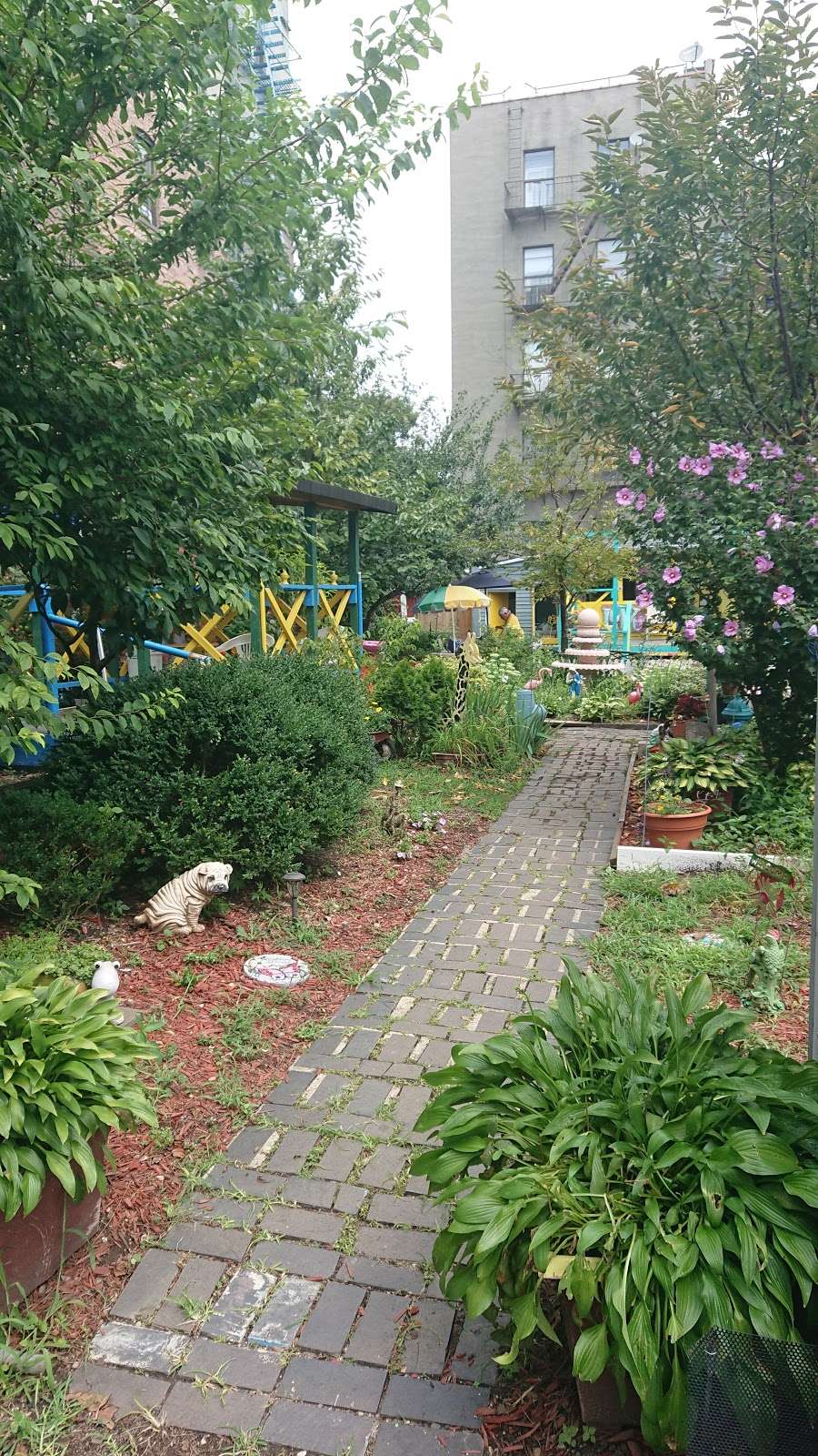 Hornaday Community Garden | 851 Hornaday Pl, Bronx, NY 10460, USA | Phone: (347) 847-2525