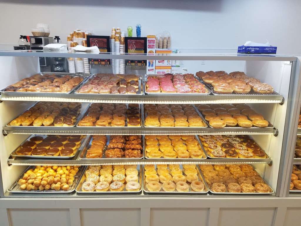 The Donut Shoppe | 8141 W Camelback Rd B101, Phoenix, AZ 85033 | Phone: (623) 242-9789