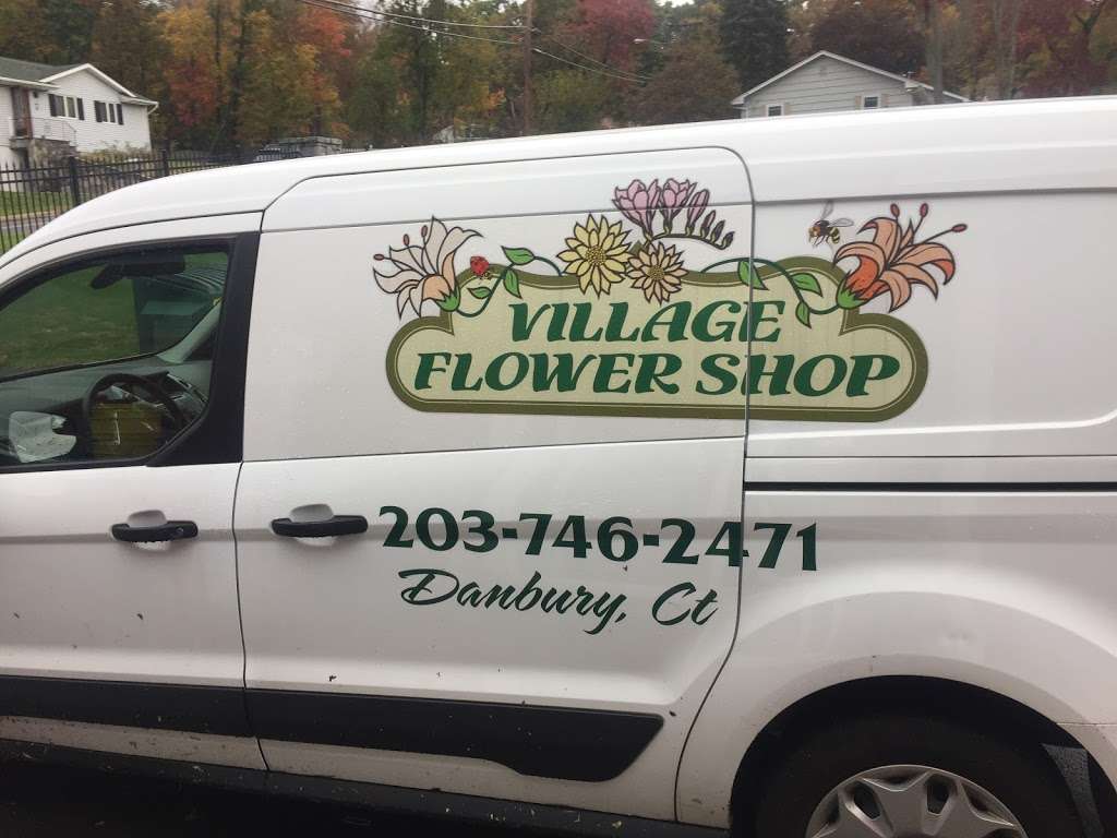 Village Flower Shop | 51 Padanaram Rd, Danbury, CT 06811, USA | Phone: (203) 746-2471