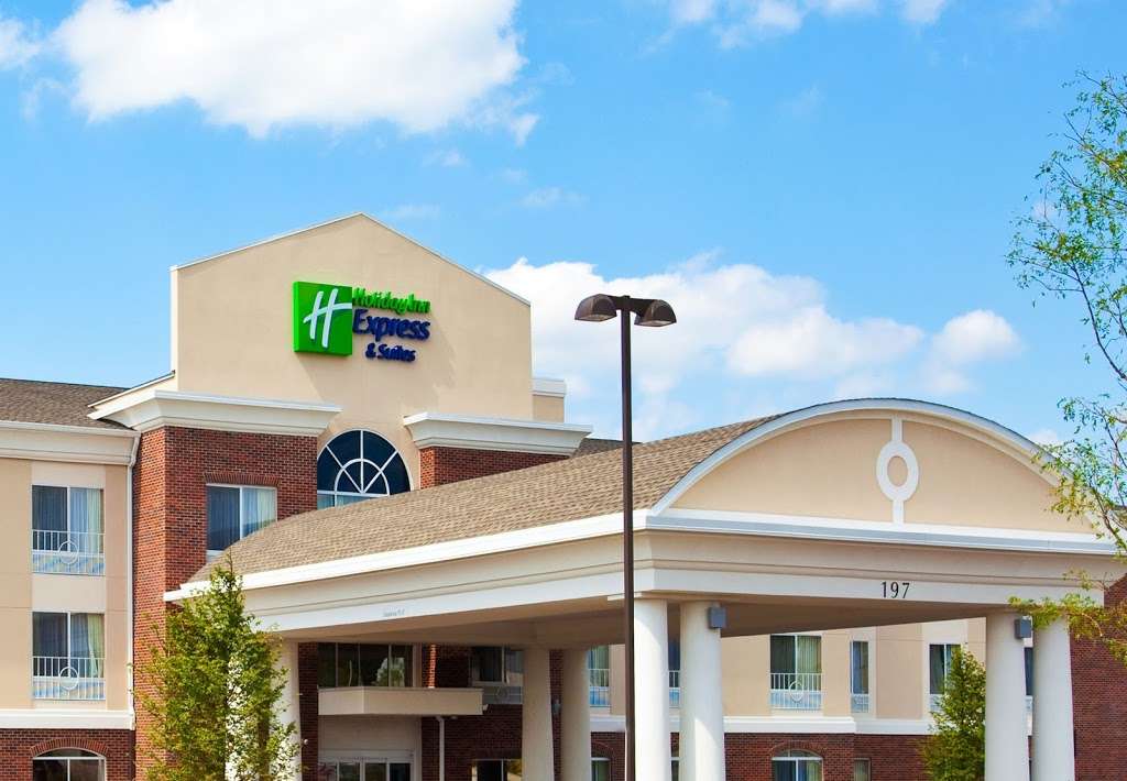 Holiday Inn Express & Suites Lake Zurich-Barrington | 197 S Rand Rd, Lake Zurich, IL 60047 | Phone: (847) 726-7500